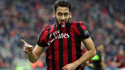 Galatasaray'dan Hakan Çalhanoğlu hamlesi