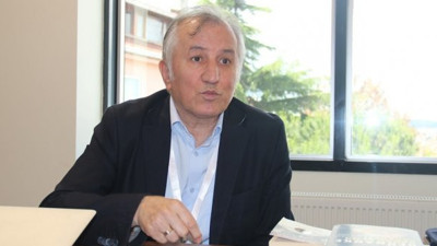 "16 Nisan referandumu kuvvetler ayrılığına darbedir"