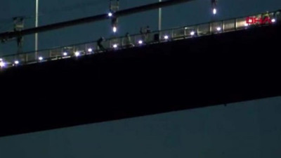 Köprü'de intihar girişimi