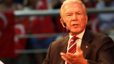 Uğur Dündar Ayasofya’nın eşsiz çinilerini çalan hırsızı açıkladı