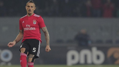 Fejsa sağlık kontrolü için İstanbul'a gelecek