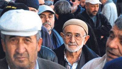 Emekli açlık sınırının altında yaşam mücadelesi veriyor
