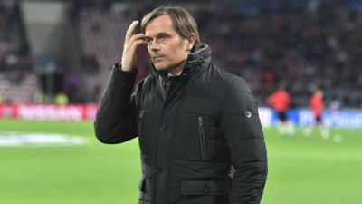 Cocu Fenerbahçe'den tazminatını istiyor