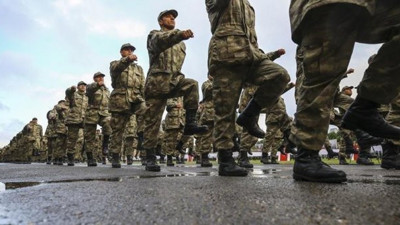 Askerlik süresi 6 aya indi!