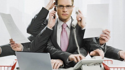 10 saatten fazla çalışmak felç ediyor