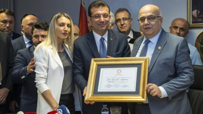 İmamoğlu mazbatasına ikinci kez kavuştu