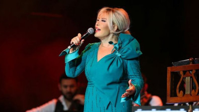 'Başrolde Emel Sayın' Harbiye'de başladı