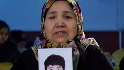 Çin Türk çocuklarını ailelerinden ayırıyor