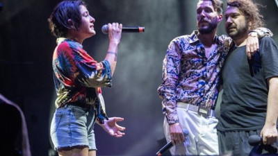 Kuşadası'nda sürpriz düet