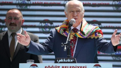 Bahçeli Mc Kinsey'i unuttu, CHP'yi Amerika hayranlığı ile suçladı