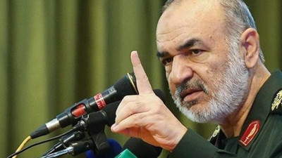 İran: "Savunmadan taarruza geçeriz"