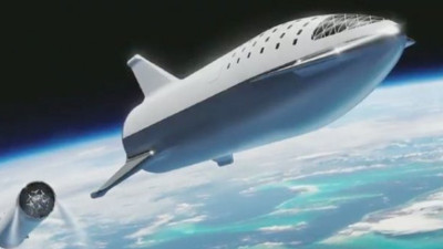 Starship'in test uçuşlarına "2-3 ay" içinde başlanacak