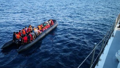 Edirne Enez'de 65 kaçak göçmen yakalandı