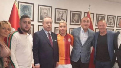 Emre Mor formayı giydi