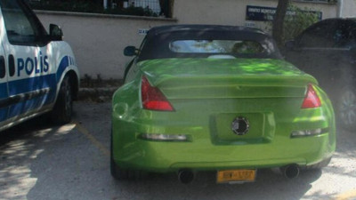 Spor otomobiline soyadı yazılı plaka taktı, ceza aldı