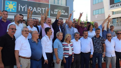 Antalya'da İYİ Parti'ye katılım