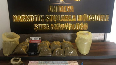 Antalya'da uyuşturucu operasyonu: 4 tutuklu