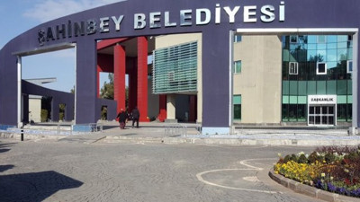 AKP'li belediyeden skandal kitap