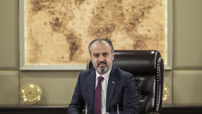 Alinur Aktaş'ın maklubeli pozundan sonra bir fotoğrafı daha çıktı