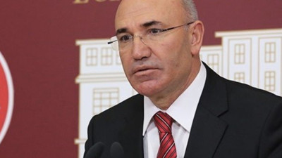 Mahmut Tanal'dan Akit yazarına: "Aynı sınıftaydık, kendisine acırdık"