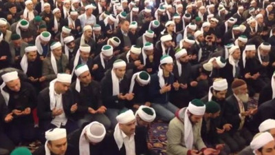 "Tüm cemaatleri devlet kontrol etmeli"