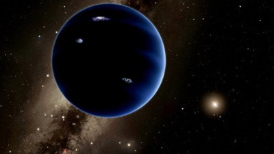 Güneş’in etrafında kara delikler mi var?