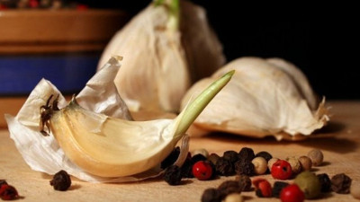 Sarımsak ithalatında gümrük vergisi düşürüldü