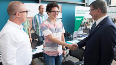 Davutoğlu'nun kurduğu üniversiteye 'yeni parti' tedbiri!