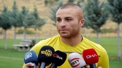 Gökhan Töre: Ay-yıldızlı bayrağı göğsümde her zaman taşıdım