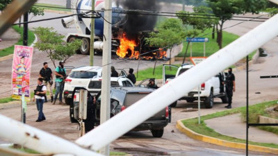 Uyuşturucu karteli Meksika'yı savaş alanına çevirdi