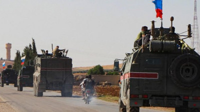 Rusya, Suriye sınırında devriyeye başladı