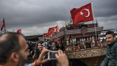 Eminönü’ndeki balık ekmek satan işyerleri boşaltılacak