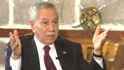 Bülent Arınç: KHK'lılardan özür diliyorum
