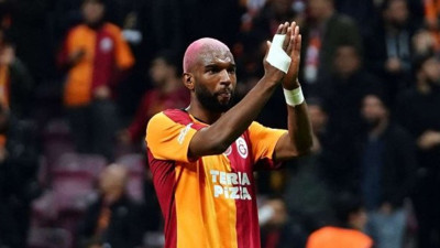 Ryan Babel Hollanda'ya gitti