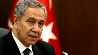 AKP’de kavga büyüyor! Mehmet Metiner'den Arınç'a ağır sözler!