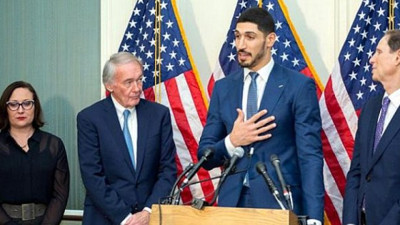 FETÖ'cü Enes Kanter ABD'li senatörlerle!