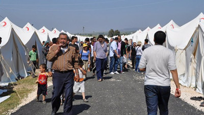 Faruk Kaymakçı: “Düzensiz göç Avrupa’da hükümetleri değiştiriyor”
