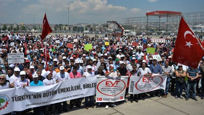 MHP'li Baki Şimşek'ten Erdoğan'ı kızdıracak 'EYT' açıklaması!