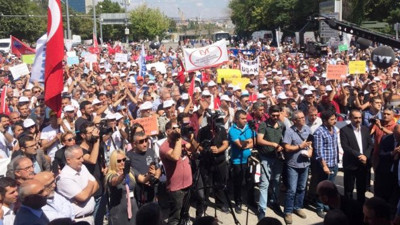 "Hükümet, EYT'lilerin sorunlarına çözüm olmayacaktır"