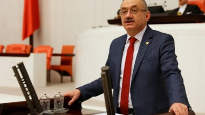 "Asgari ücretli hangi refah çizgisini aşıyor da, ek vergiye tabi tutuluyor?"
