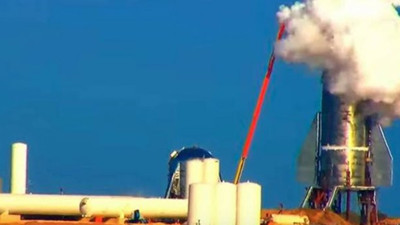 SpaceX roketi Starship, test sırasında patladı