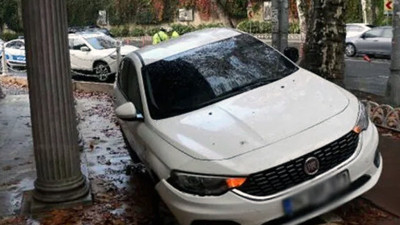 Dolmabahçe Sarayı'nın duvarına çarpmadan durdu!