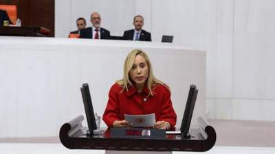 "AKP Milletvekilleri hiç bakmadan oy vermiş"