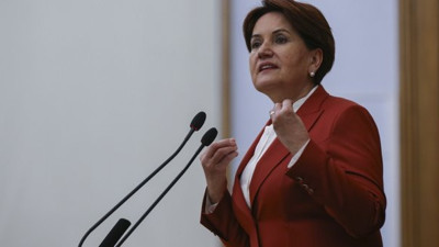 Meral Akşener'den Şule Çet ve Ceren Özdemir mesajı