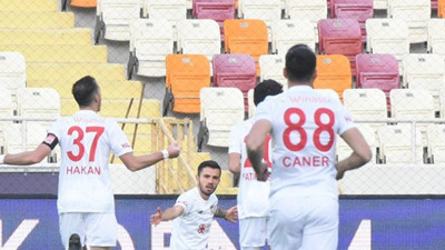 Yeni Malatyaspor-Sivasspor: 1-3 (Maçın özeti)