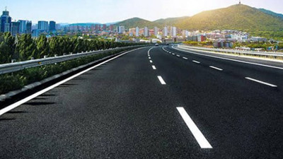 Çiğdem Toker: “Vatandaşa 'TL’ye dönün' diyen iktidar…”