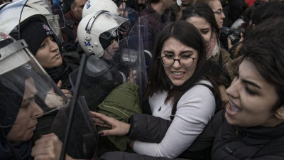 'Las Tesis' eyleminde gözaltına alınan kadınlarda yeni gelişme