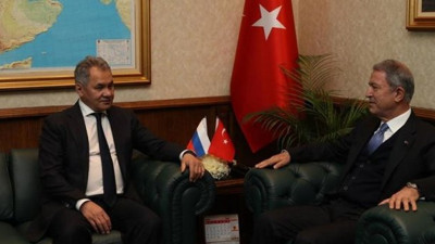 Hulusi Akar, Rus mevkidaşı ile görüştü