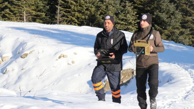 Kayıp dağcıları arama çalışmaları devam ediyor