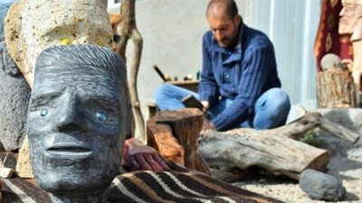 Heykeltıraş çobanın hayali sergi açmak